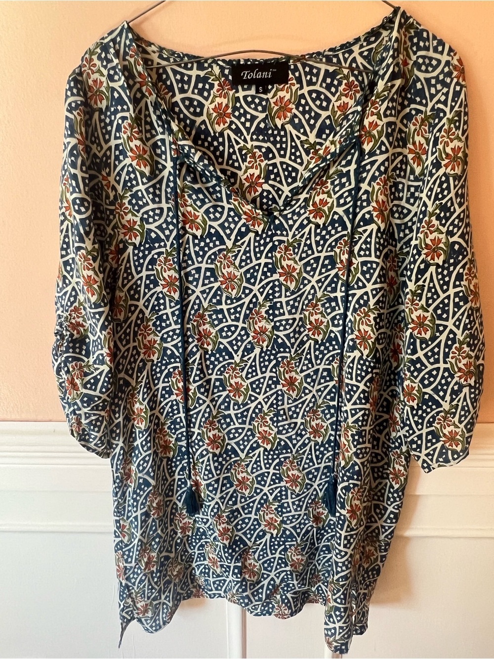 Tolani Blue vibrant eccentric colorful Floral Tie-Neck tunic blouse silk chic Sm